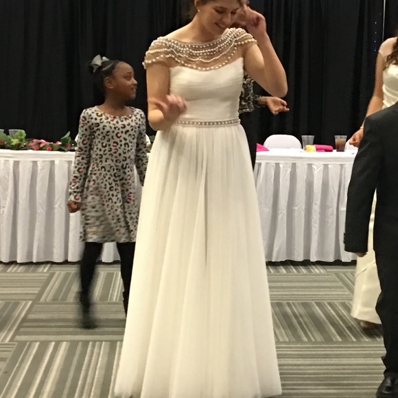 Sheri Hill beautiful beaded pearl diamond glitz formal wedding debutant ✨ - Picture 5 of 5